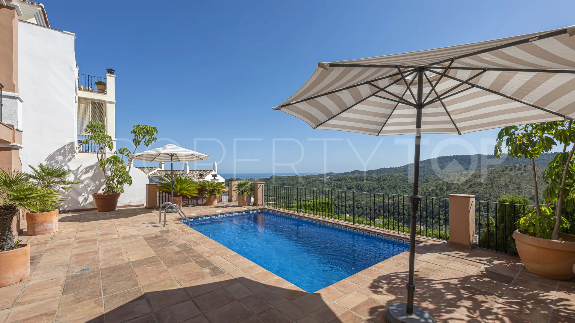 4 bedrooms Monte Mayor town house for sale