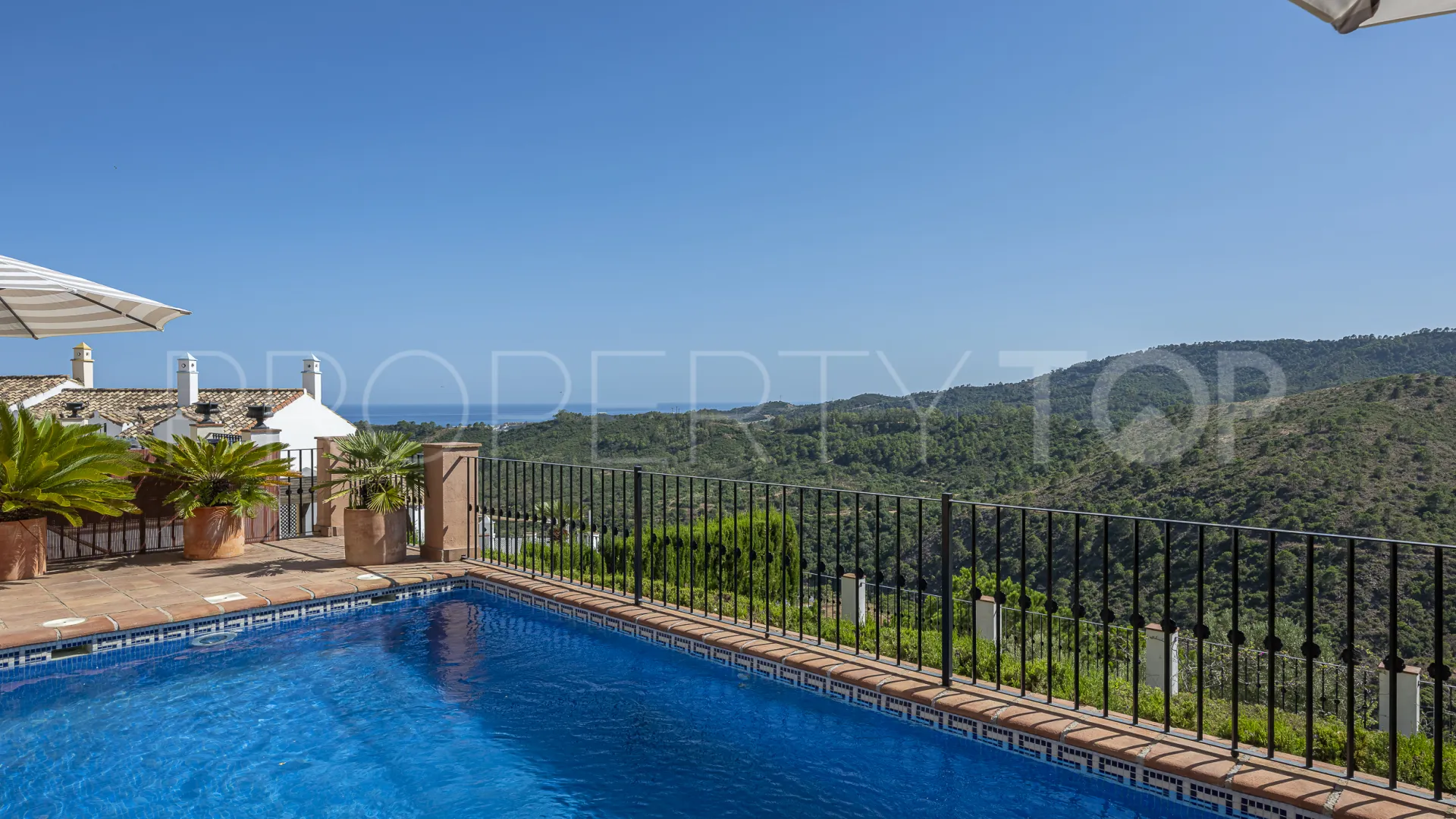 4 bedrooms Monte Mayor town house for sale