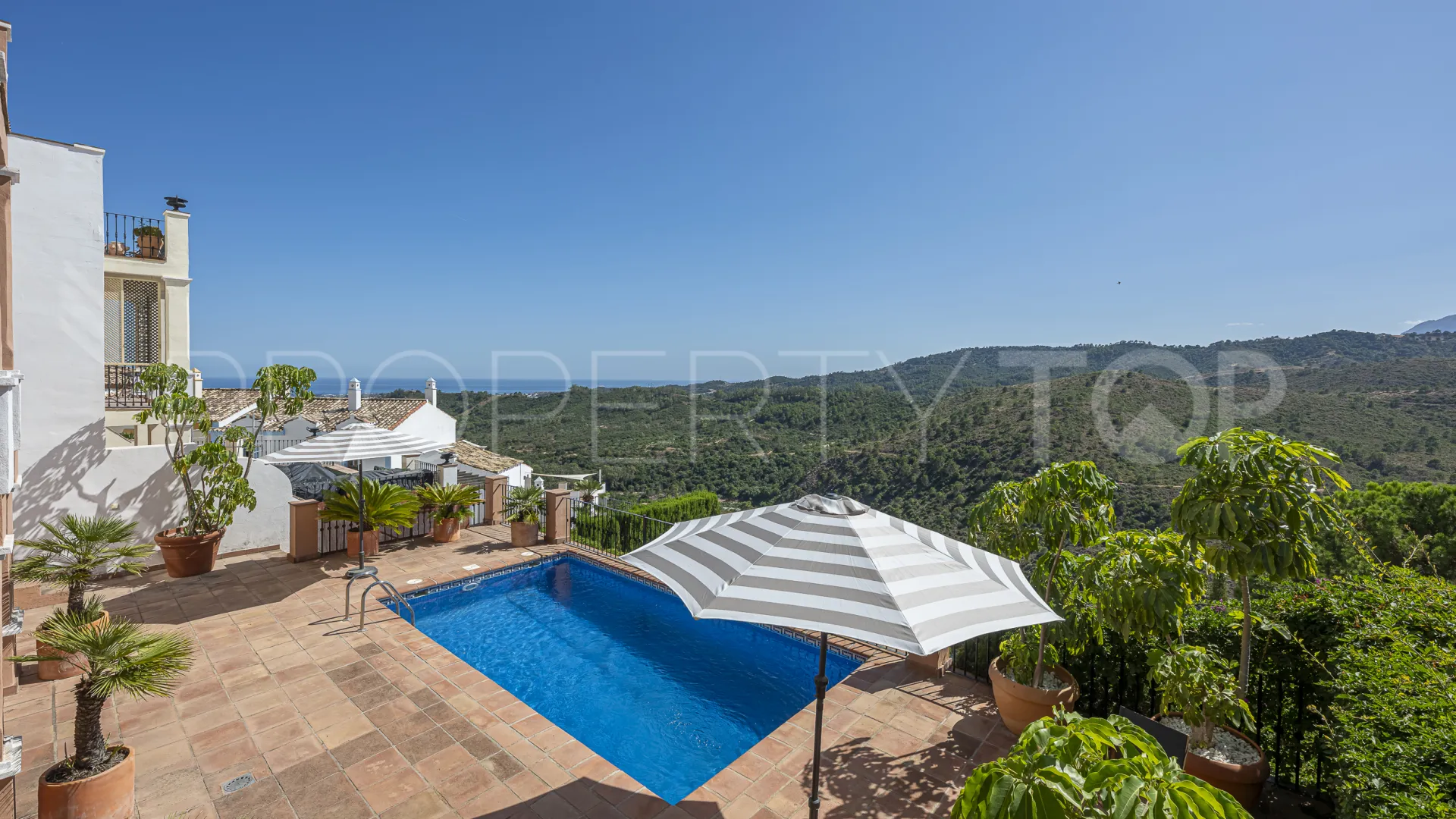 4 bedrooms Monte Mayor town house for sale
