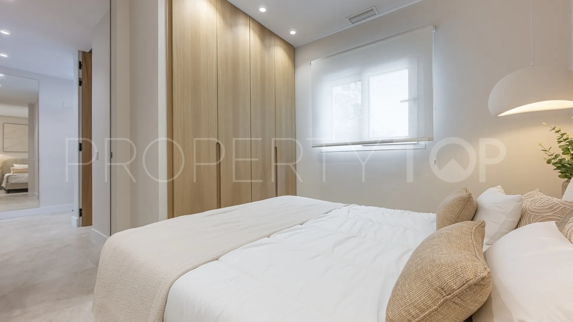 Duplex de 4 dormitorios en venta en Aloha Gardens
