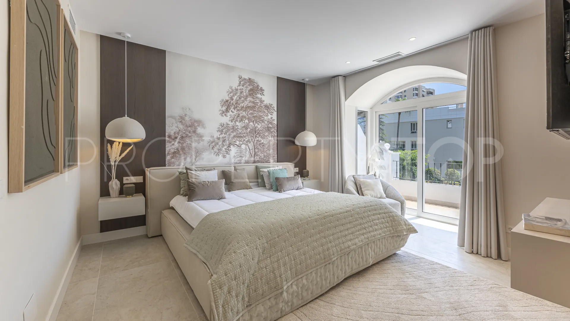 Duplex de 4 dormitorios en venta en Aloha Gardens