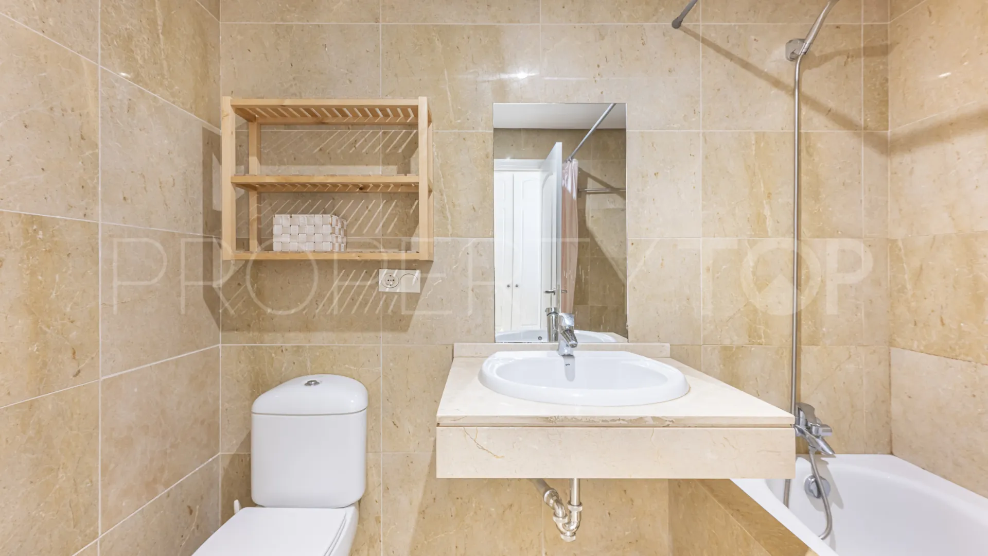 Comprar apartamento con 2 dormitorios en Alcaidesa