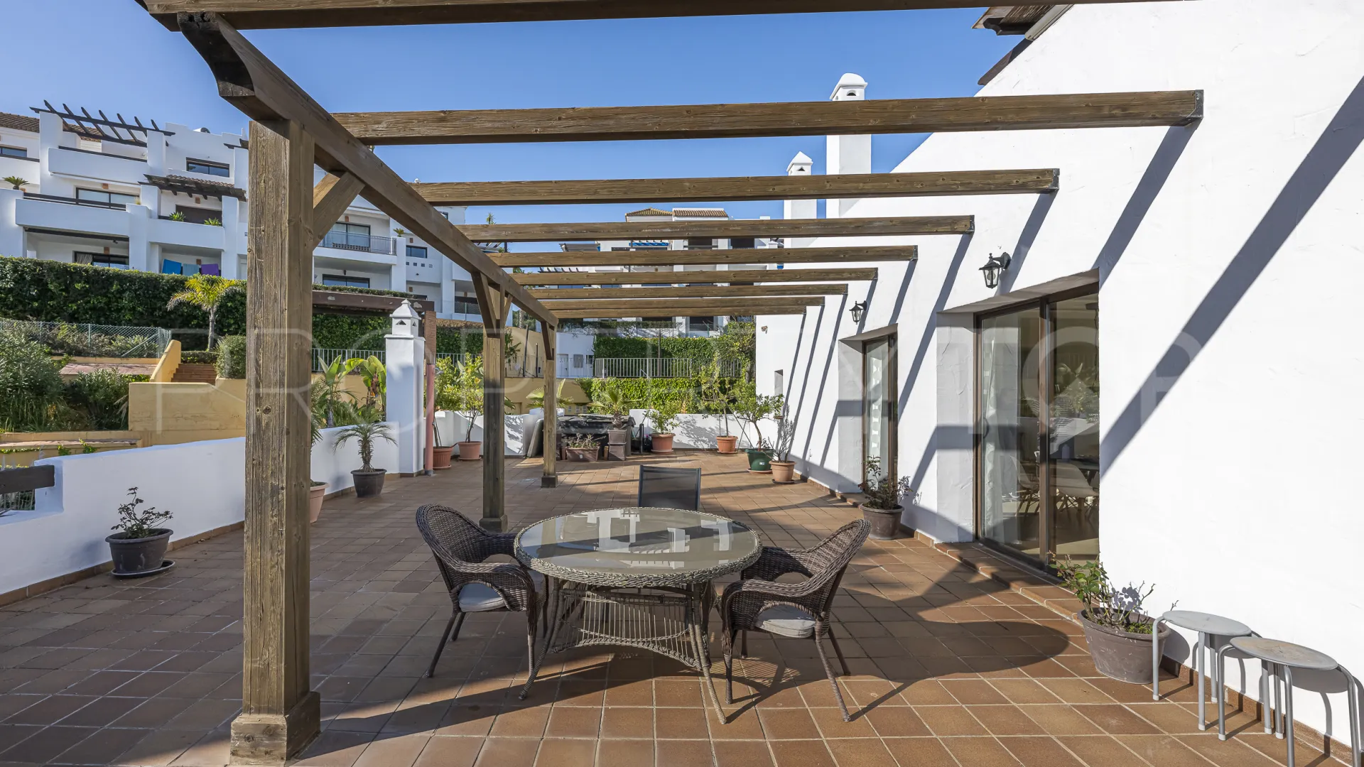 Comprar apartamento con 2 dormitorios en Alcaidesa
