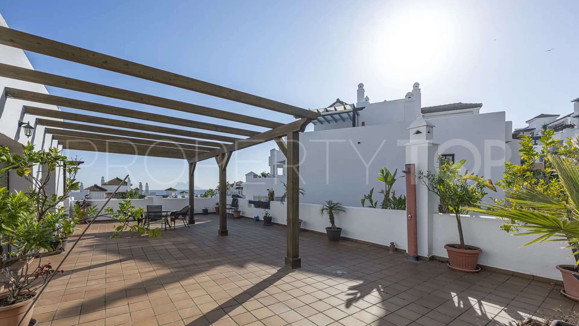 Comprar apartamento con 2 dormitorios en Alcaidesa