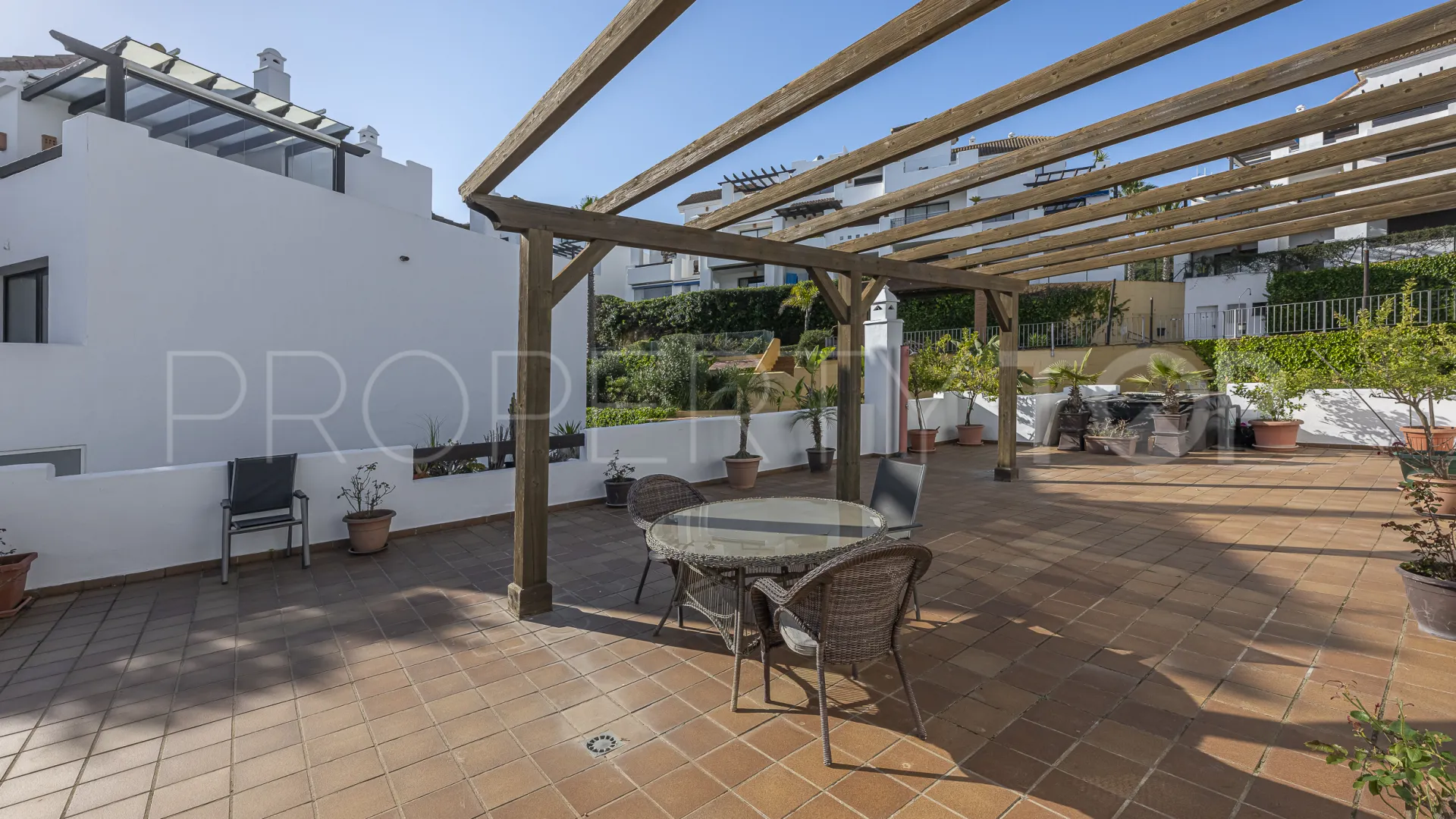 Comprar apartamento con 2 dormitorios en Alcaidesa