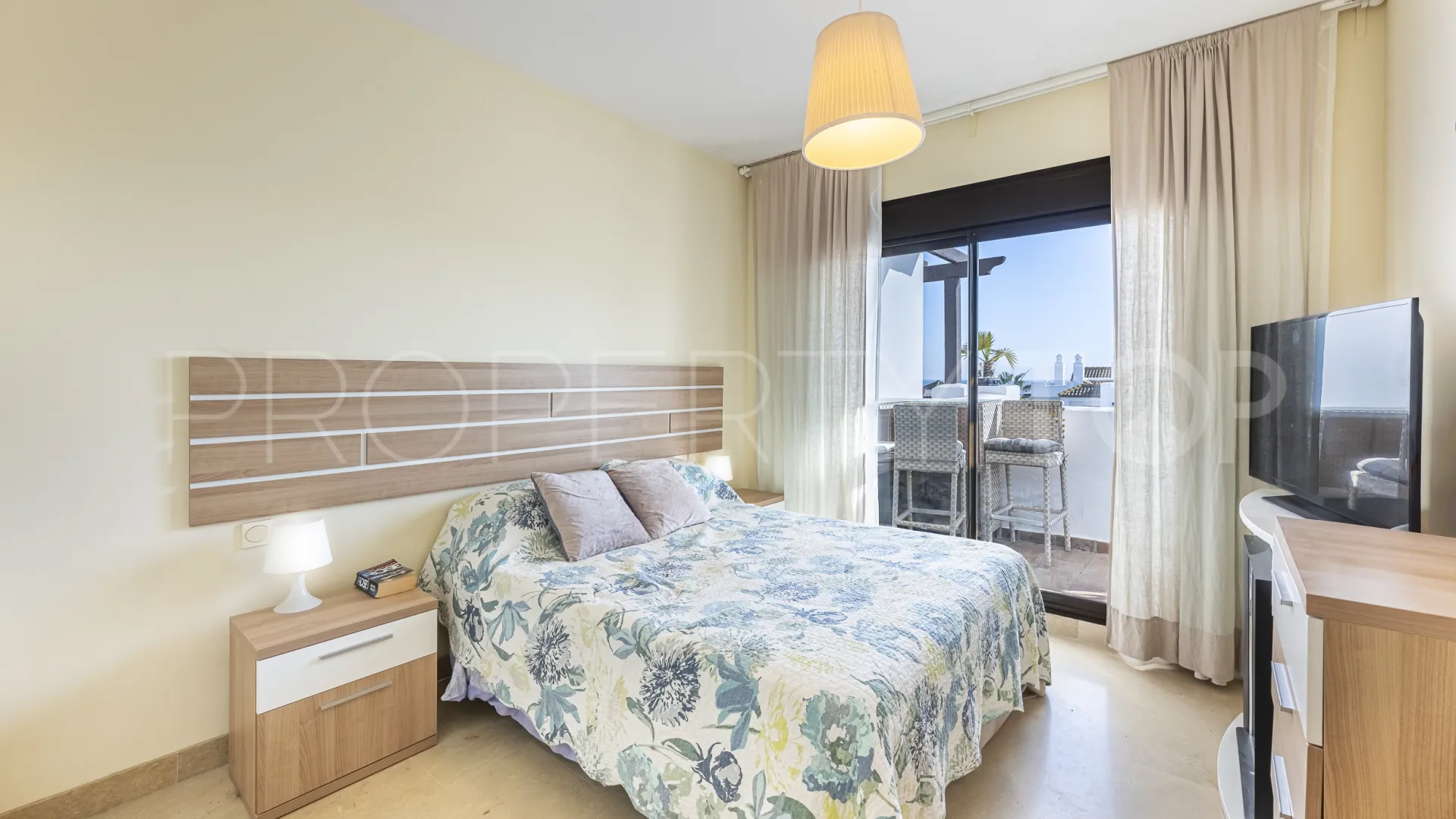 Comprar apartamento con 2 dormitorios en Alcaidesa