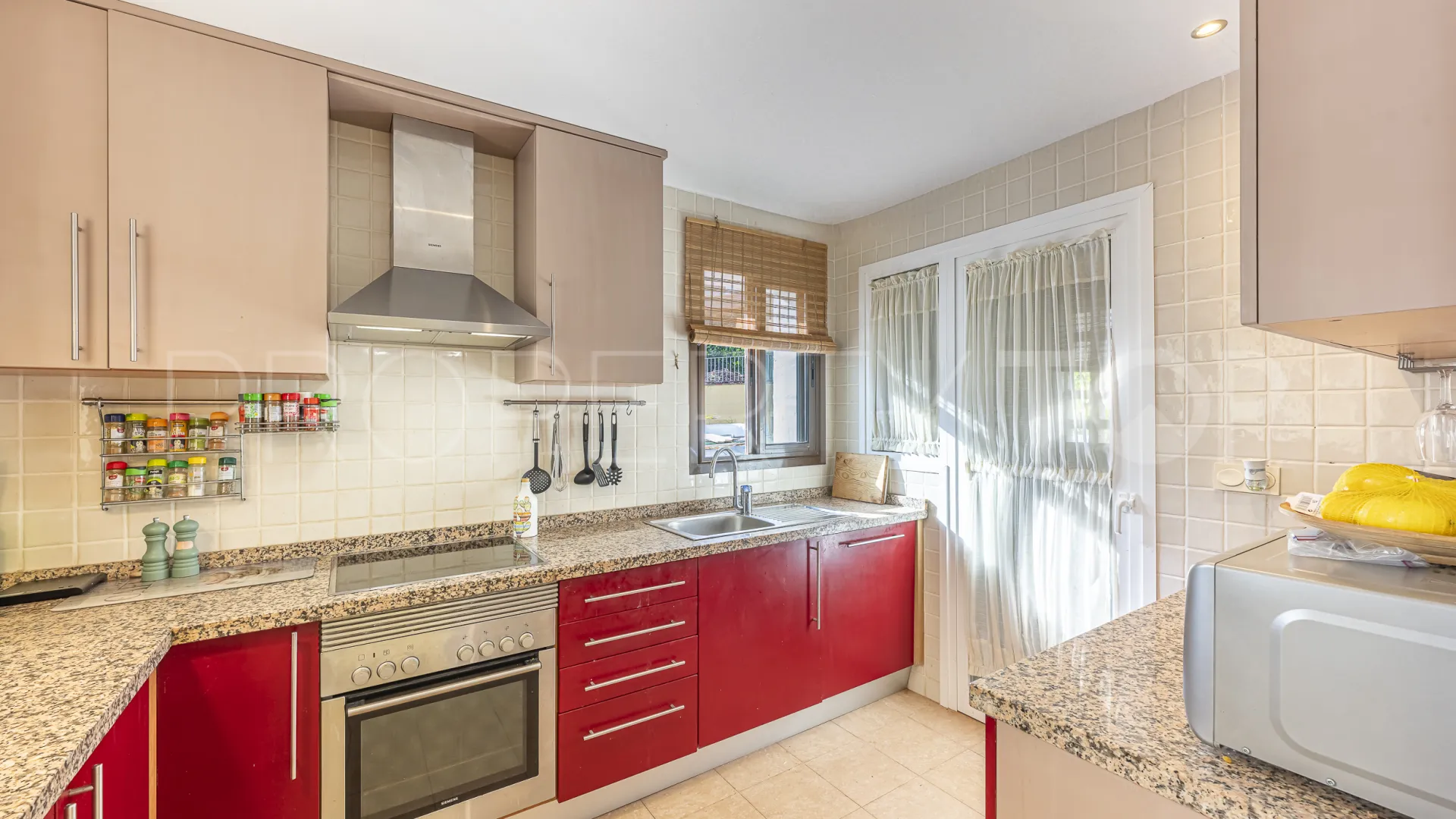 Comprar apartamento con 2 dormitorios en Alcaidesa