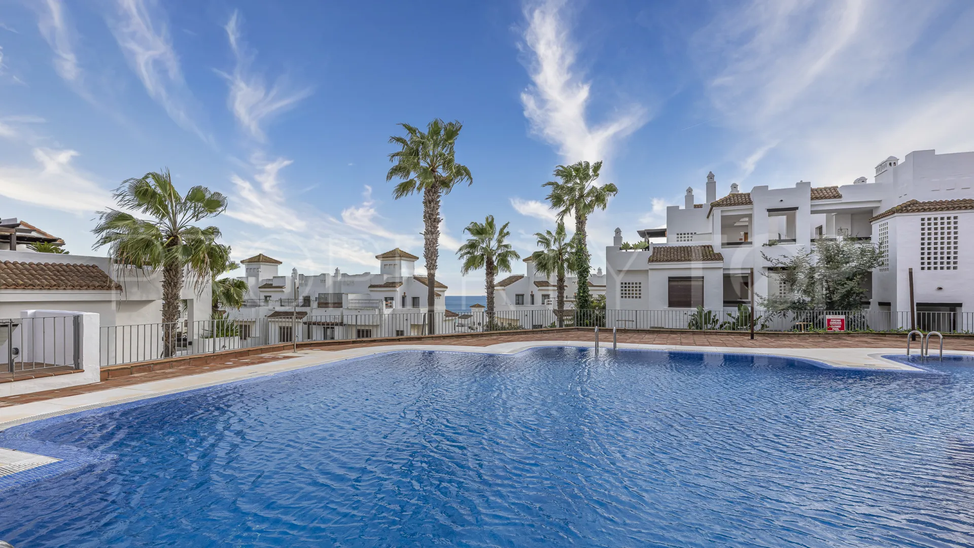 Comprar apartamento con 2 dormitorios en Alcaidesa