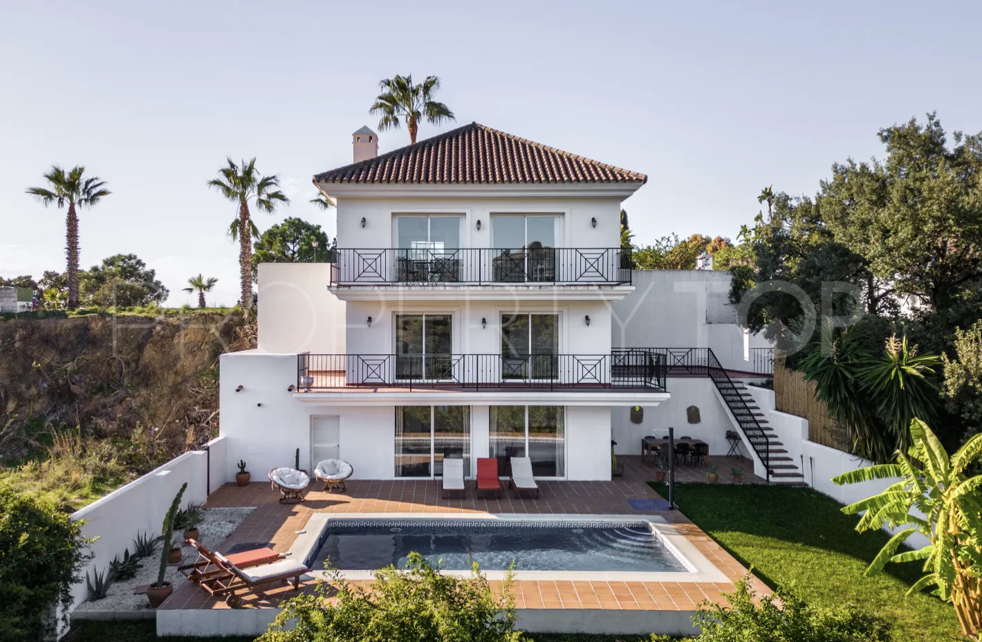 Altos de Estepona, casa de 3 dormitorios a la venta