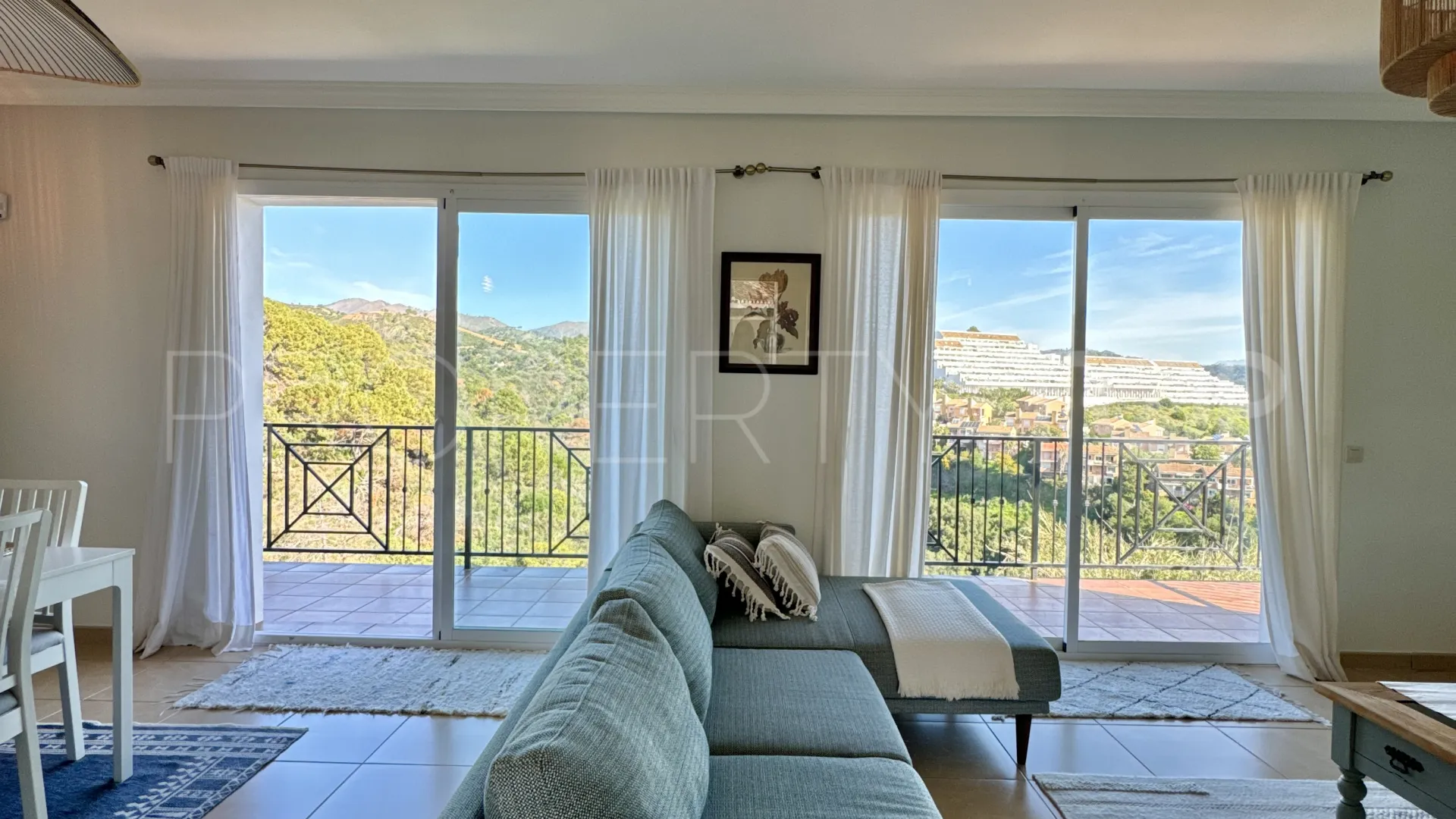 Altos de Estepona, casa de 3 dormitorios a la venta