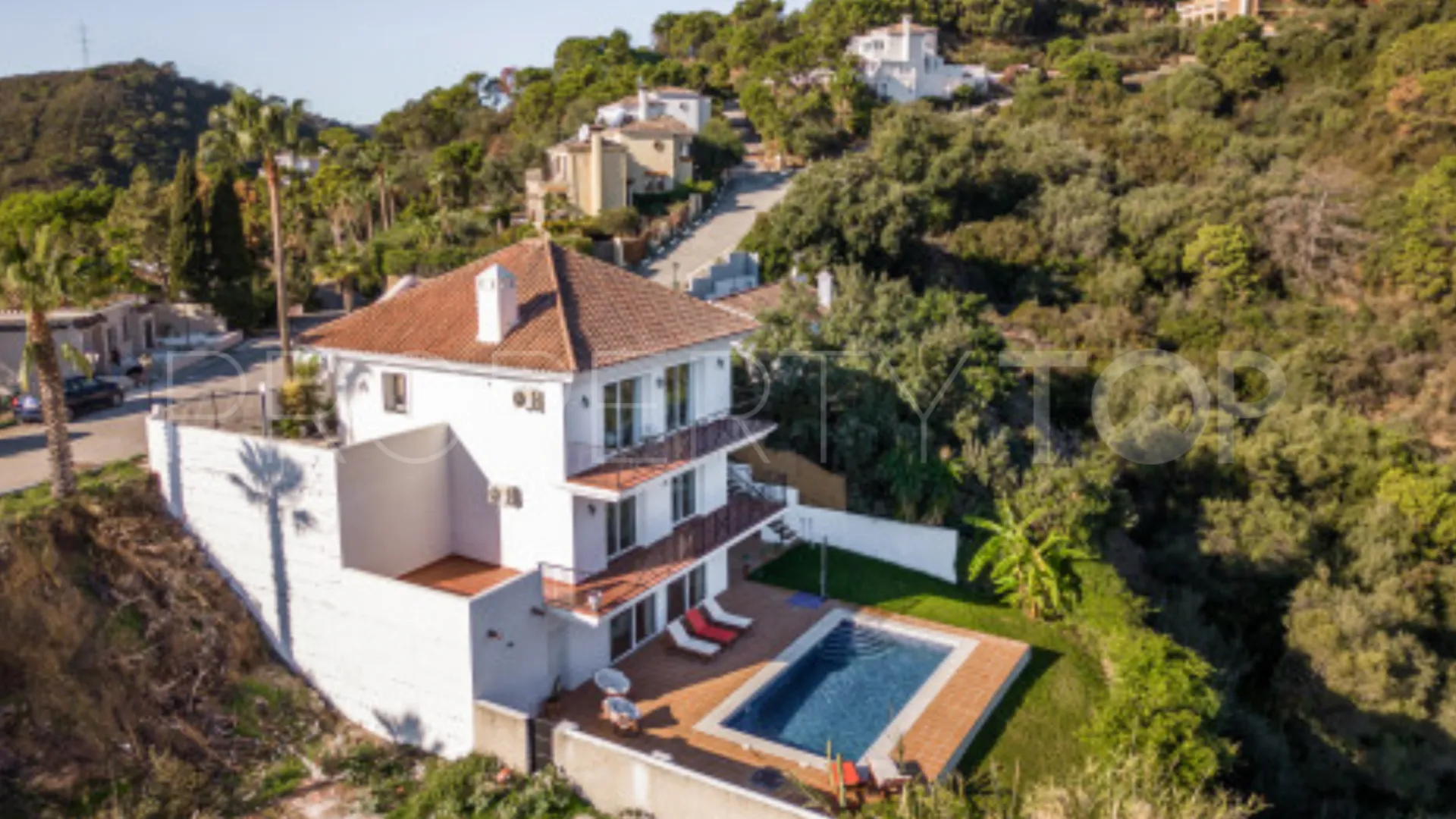 Altos de Estepona, casa de 3 dormitorios a la venta