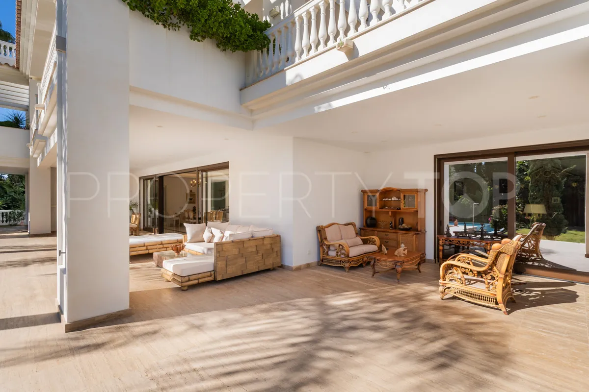 Villa a la venta en Guadalmina Baja de 7 dormitorios