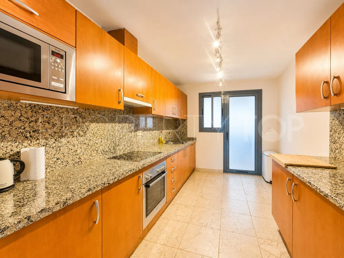 Se vende apartamento de 3 dormitorios en Los Flamingos