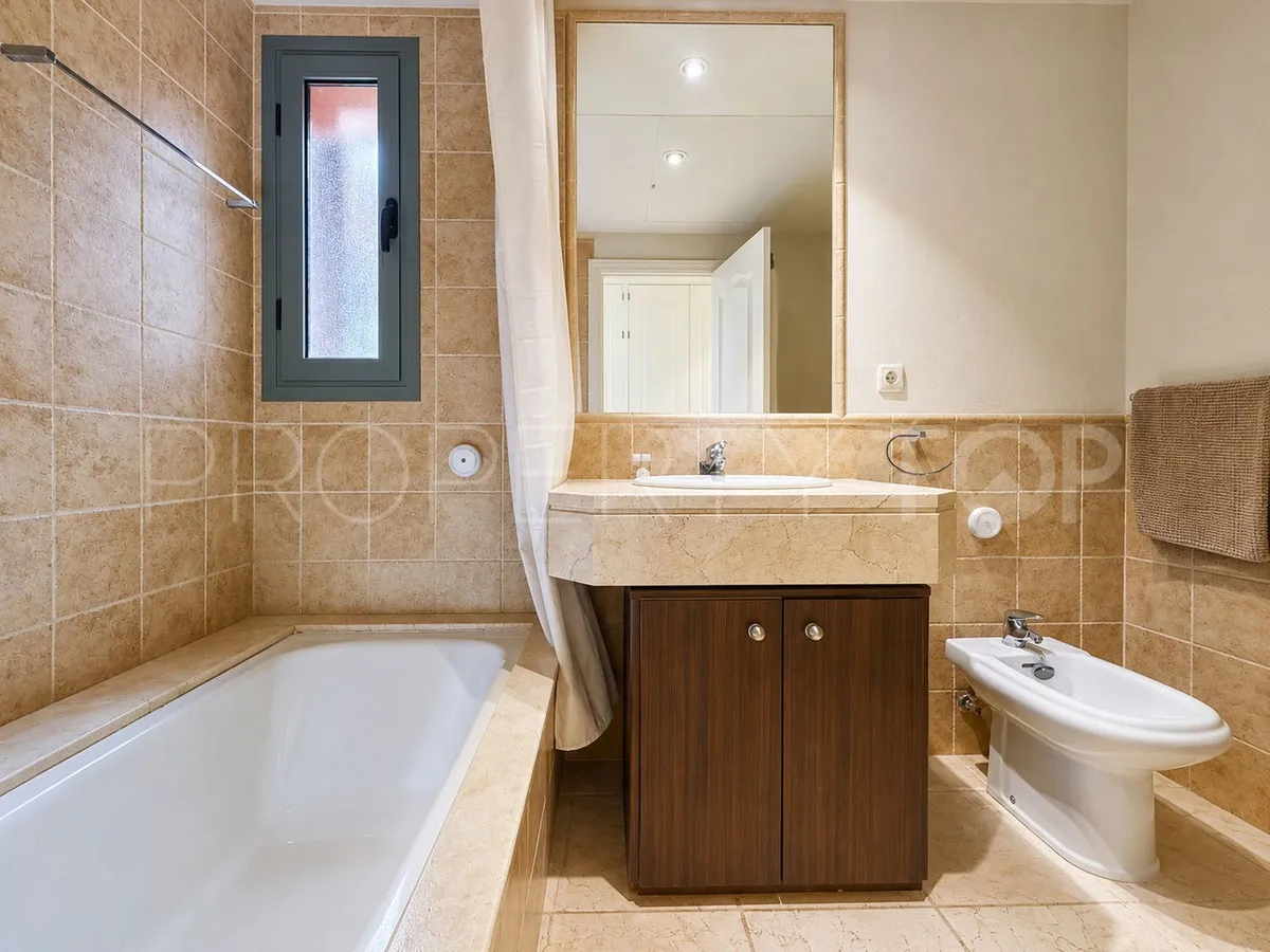 Se vende apartamento de 3 dormitorios en Los Flamingos