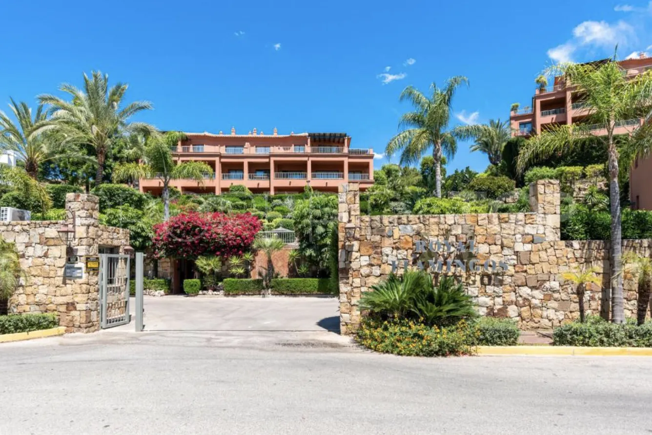 Se vende apartamento de 3 dormitorios en Los Flamingos