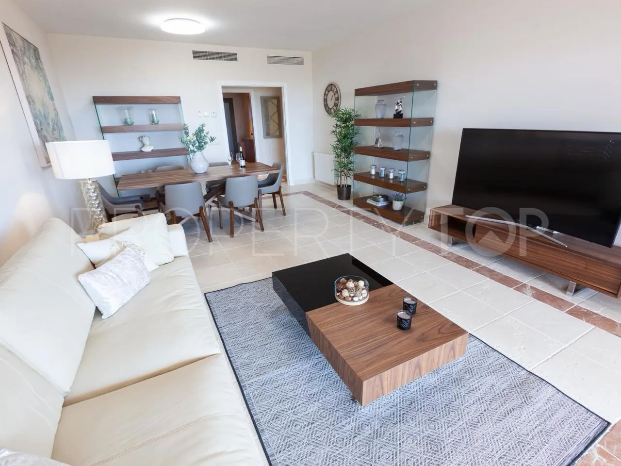 Se vende apartamento de 3 dormitorios en Los Flamingos