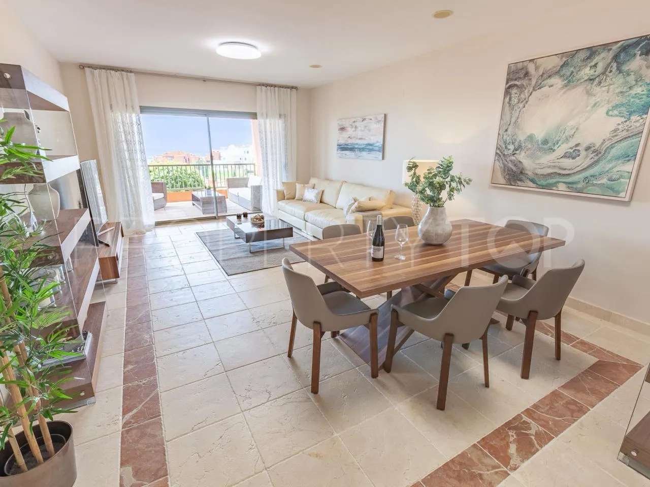 Se vende apartamento de 3 dormitorios en Los Flamingos