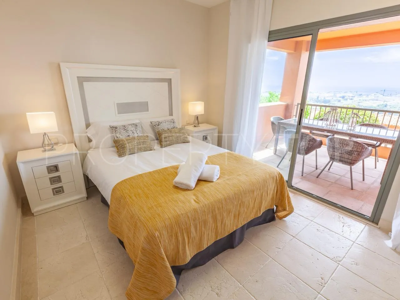 Se vende apartamento de 3 dormitorios en Los Flamingos