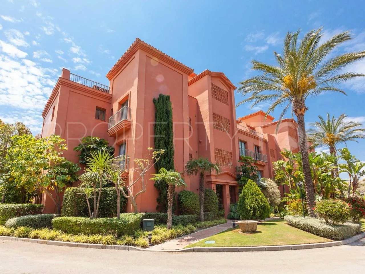 Se vende apartamento de 3 dormitorios en Los Flamingos