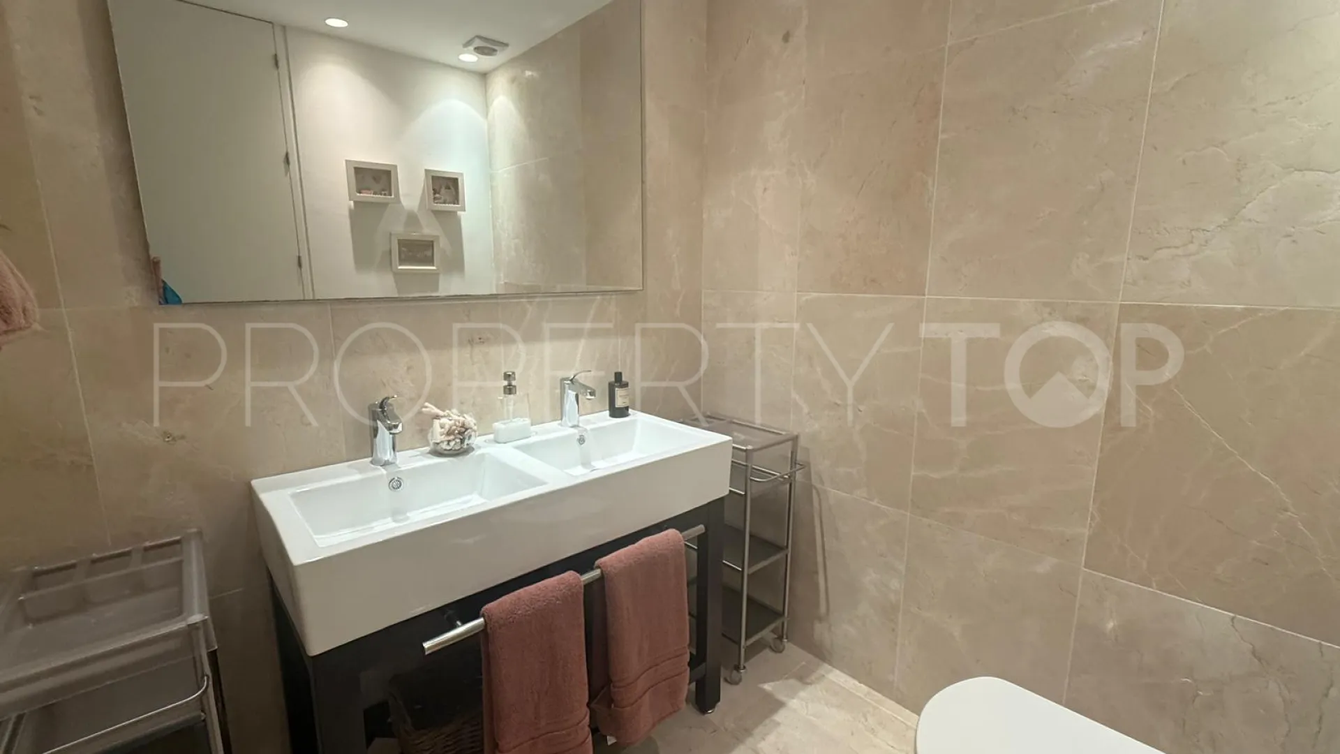 Apartamento de 4 dormitorios en venta en Acosta los Flamingos