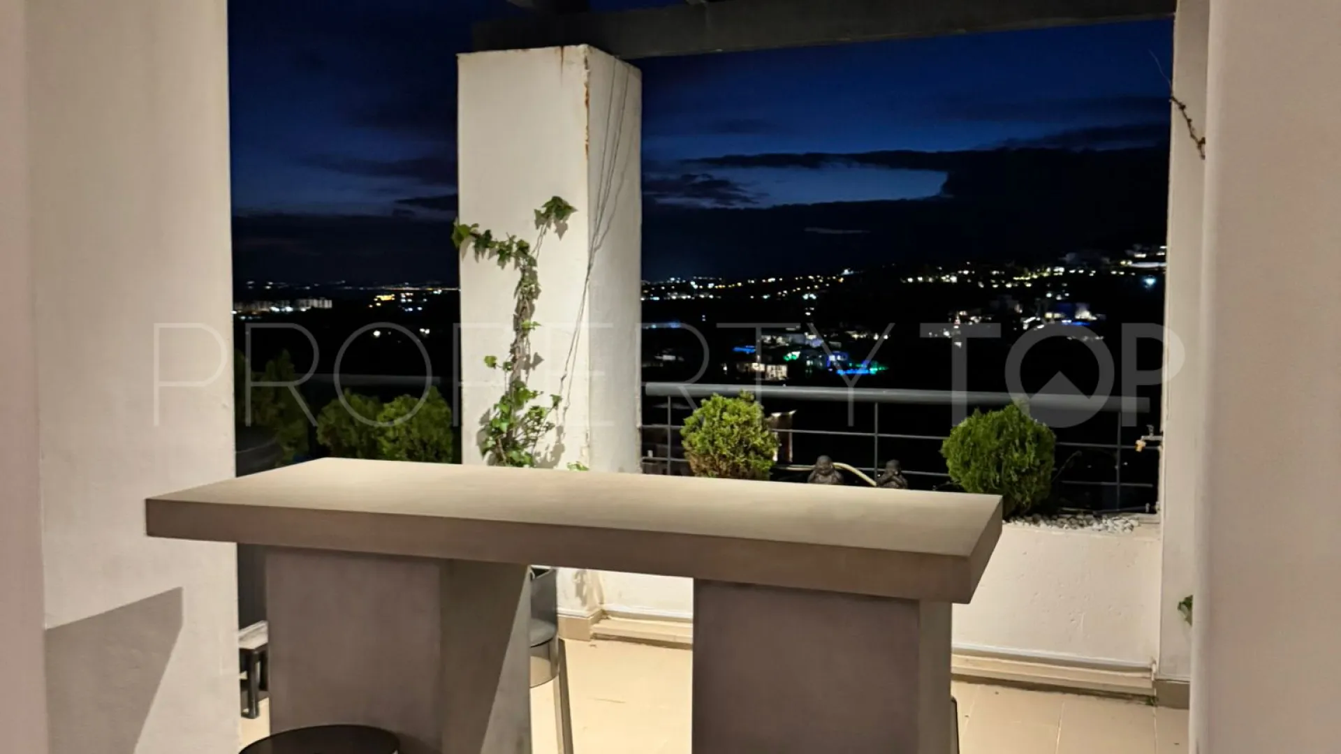 Apartamento de 4 dormitorios en venta en Acosta los Flamingos