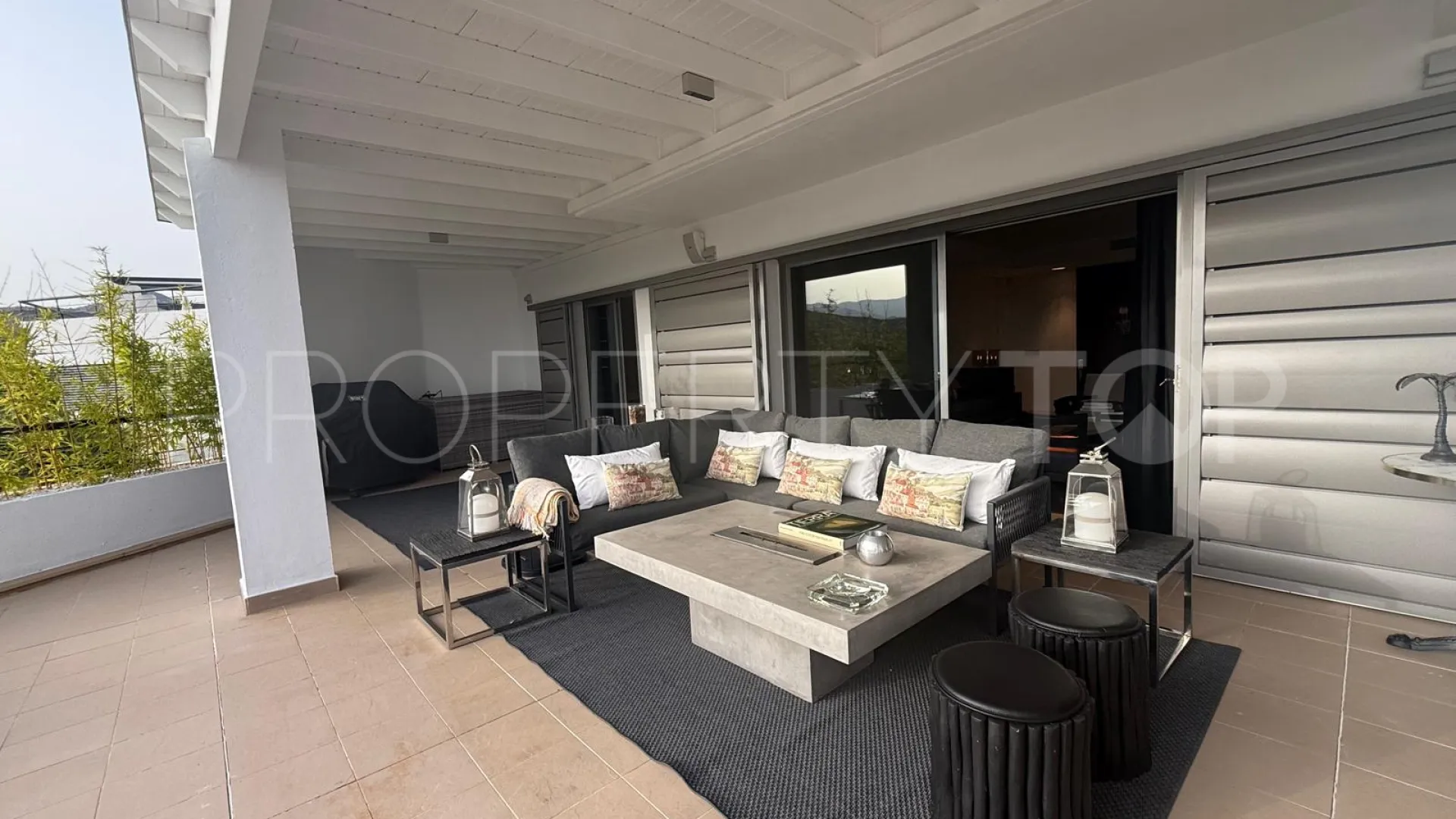 Apartamento de 4 dormitorios en venta en Acosta los Flamingos
