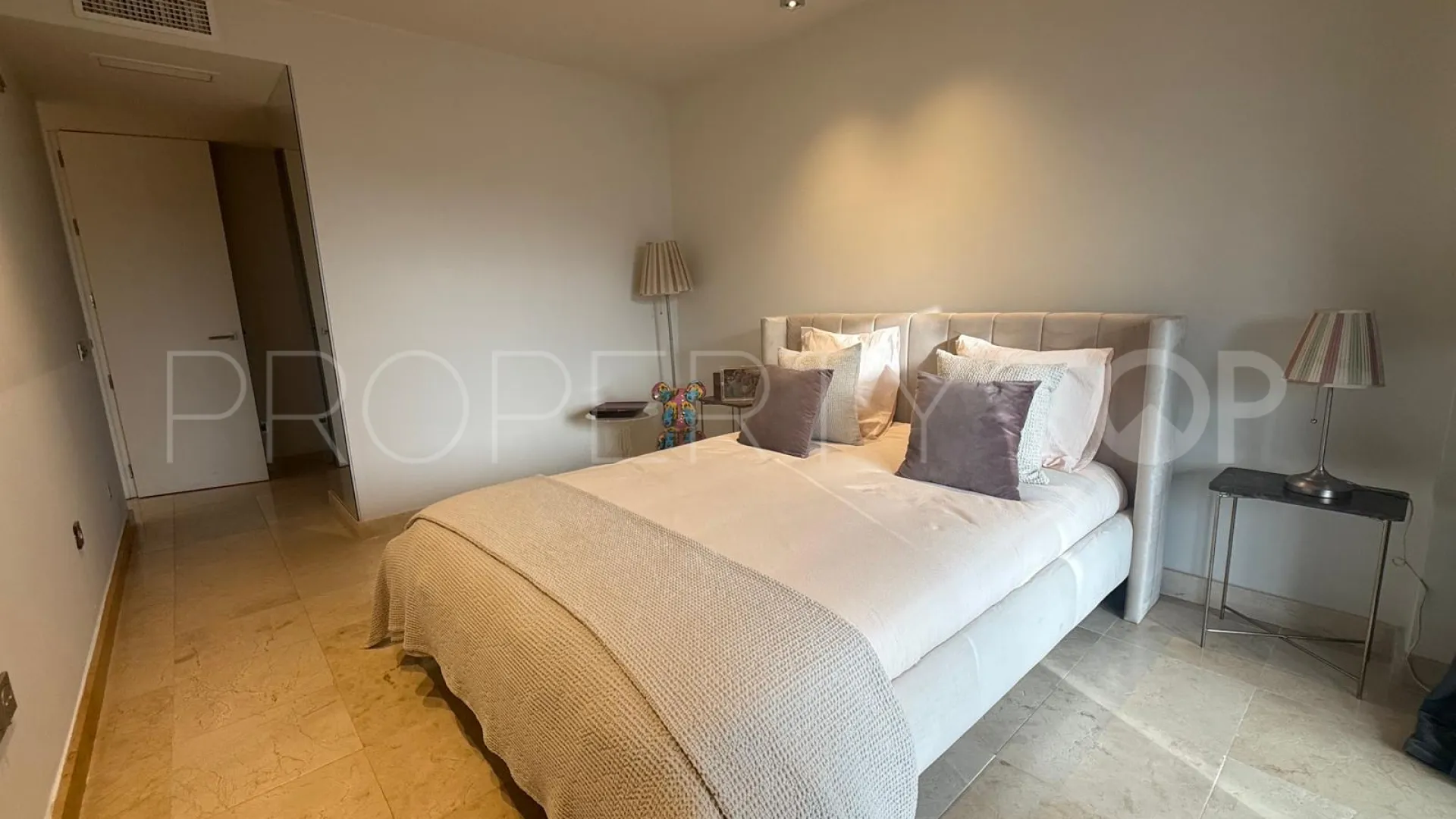 Apartamento de 4 dormitorios en venta en Acosta los Flamingos