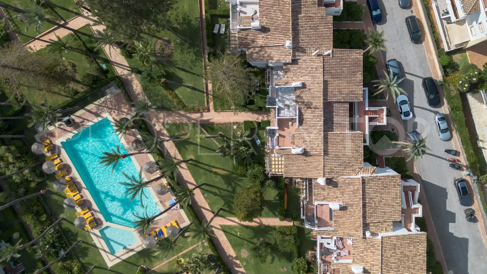 Atico duplex de 3 dormitorios en venta en Cortijo Blanco