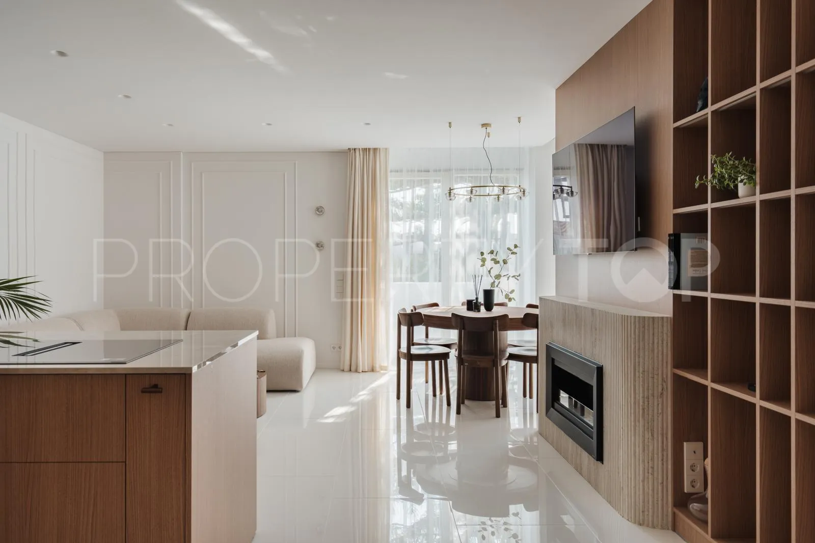 Atico duplex de 3 dormitorios en venta en Cortijo Blanco