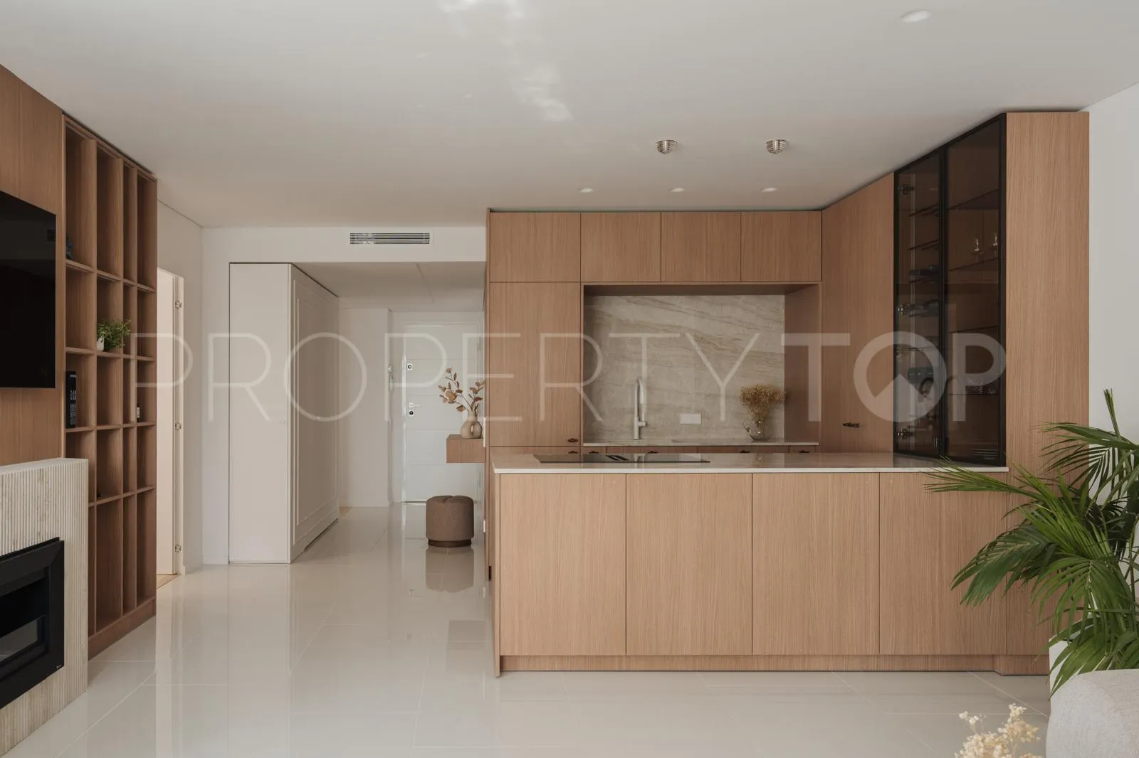 Atico duplex de 3 dormitorios en venta en Cortijo Blanco