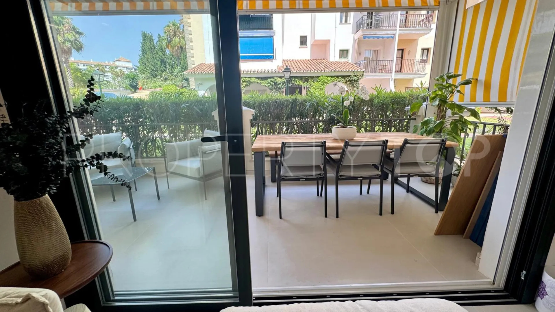 Andalucia del Mar, apartamento planta baja con 2 dormitorios a la venta