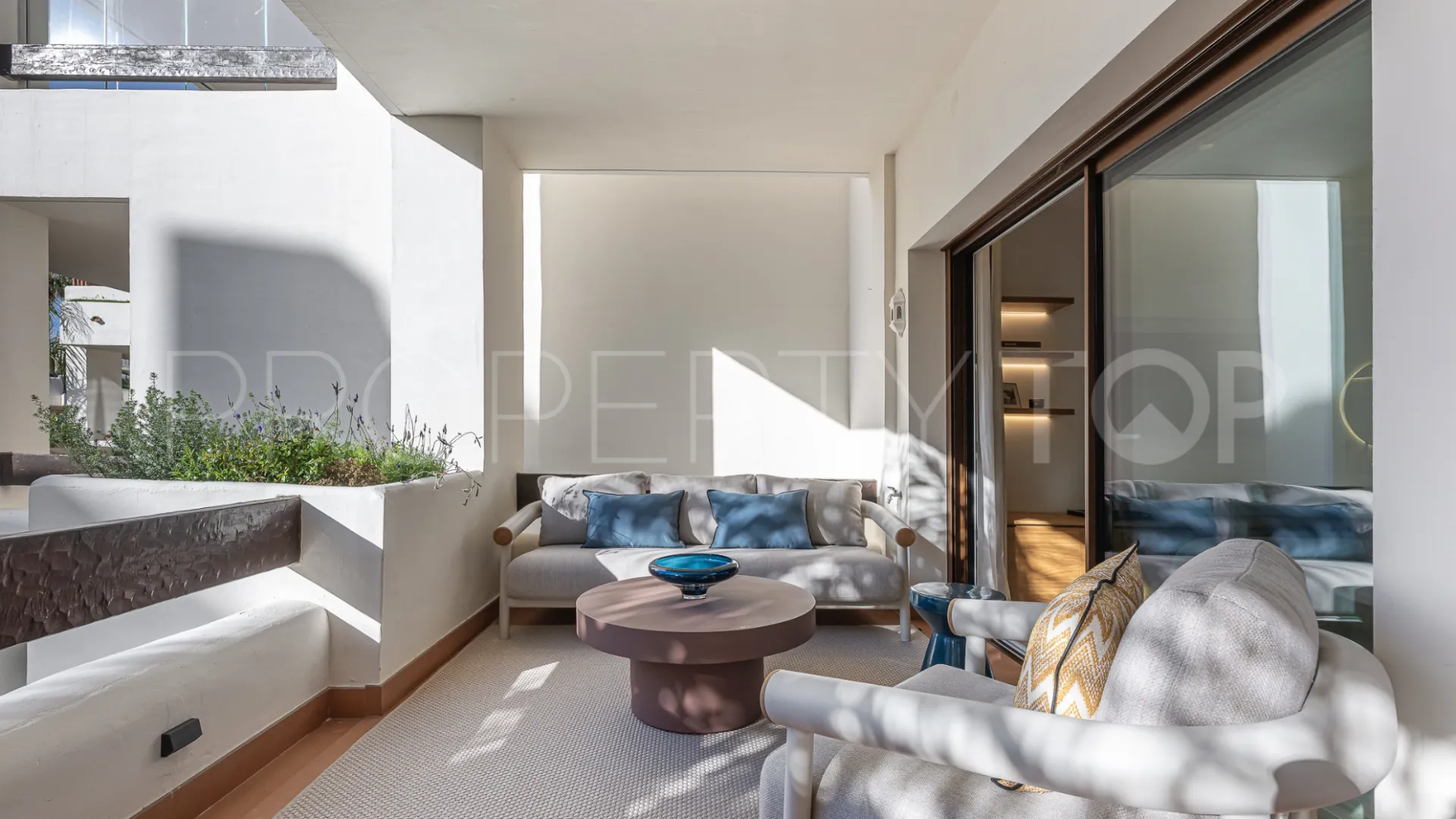 3 bedrooms apartment in Bahía del Velerín for sale