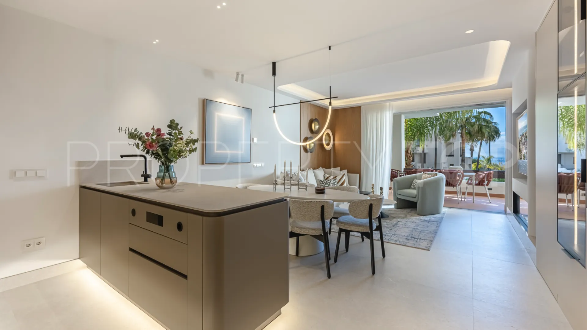 3 bedrooms apartment in Bahía del Velerín for sale