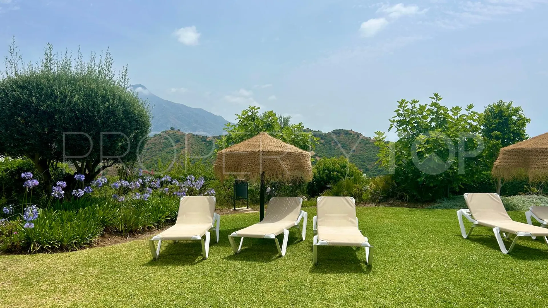 Apartamento de 2 dormitorios en venta en Altos de La Quinta