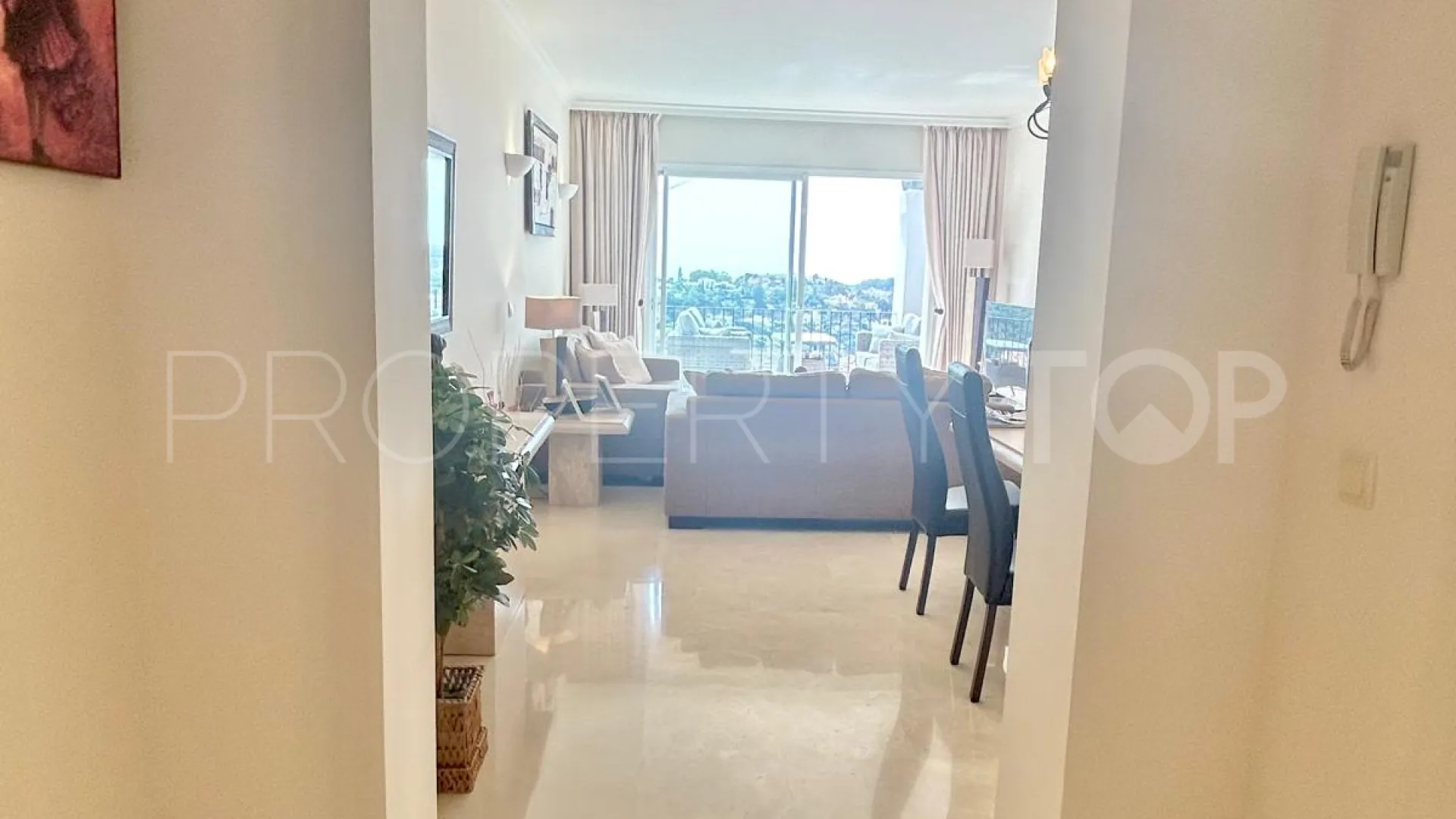 Apartamento de 2 dormitorios en venta en Altos de La Quinta
