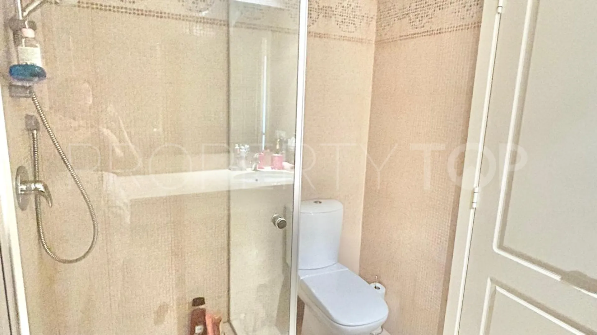 Apartamento de 2 dormitorios en venta en Altos de La Quinta