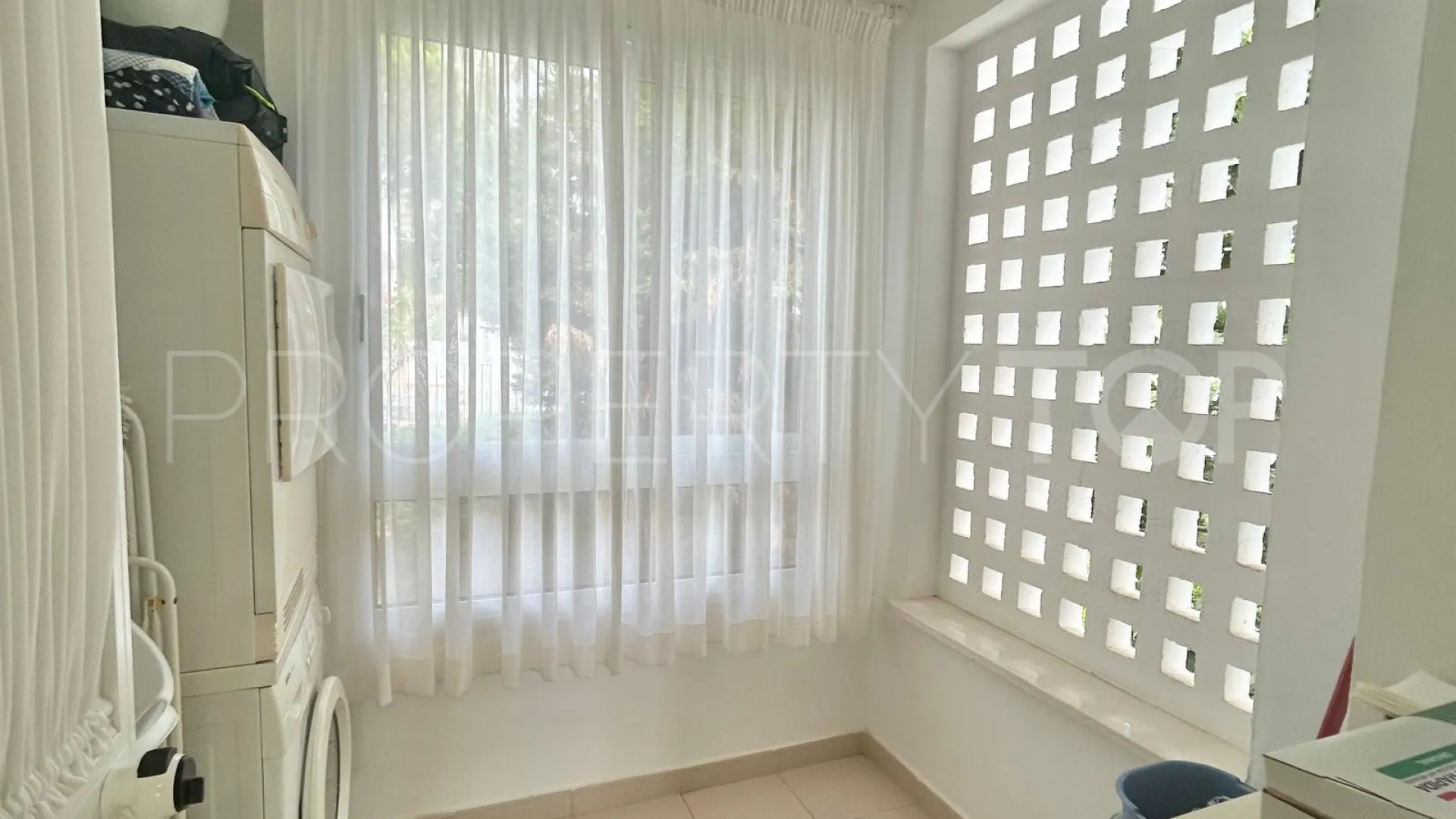 Apartamento de 2 dormitorios en venta en Altos de La Quinta