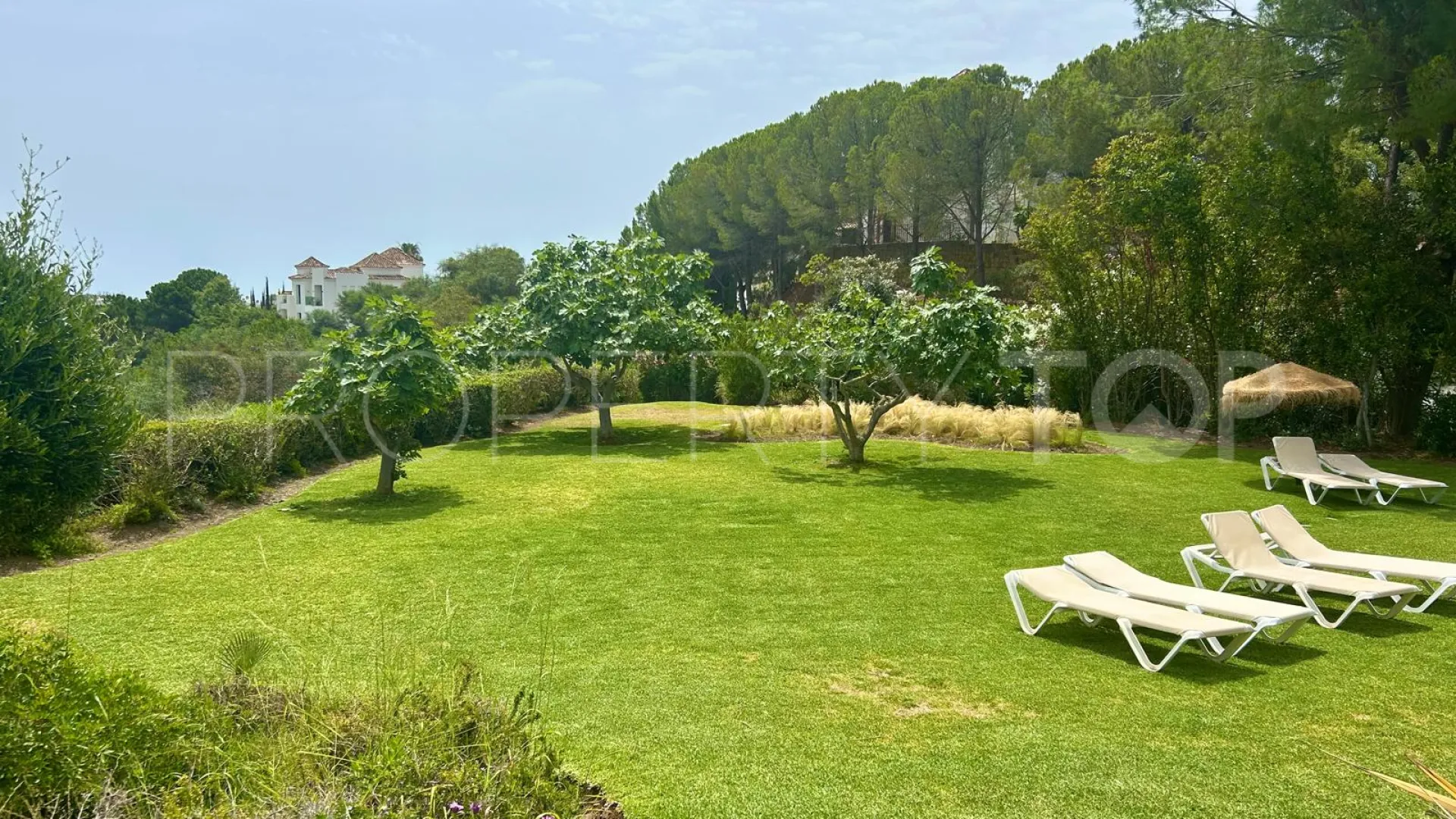Apartamento de 2 dormitorios en venta en Altos de La Quinta