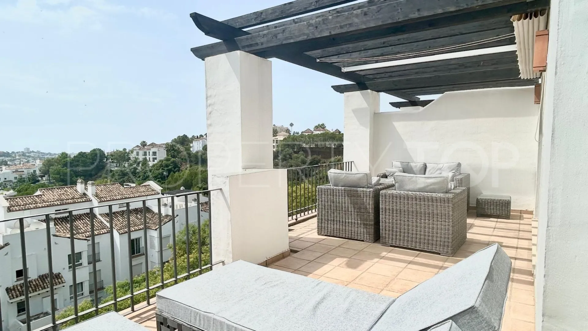 Apartamento de 2 dormitorios en venta en Altos de La Quinta