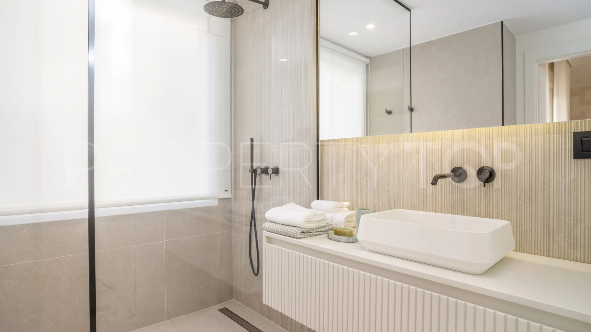 Buy Nueva Andalucia penthouse with 4 bedrooms