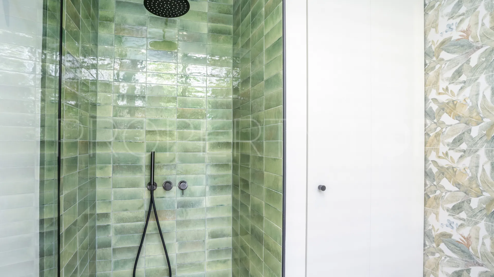 Buy Nueva Andalucia penthouse with 4 bedrooms