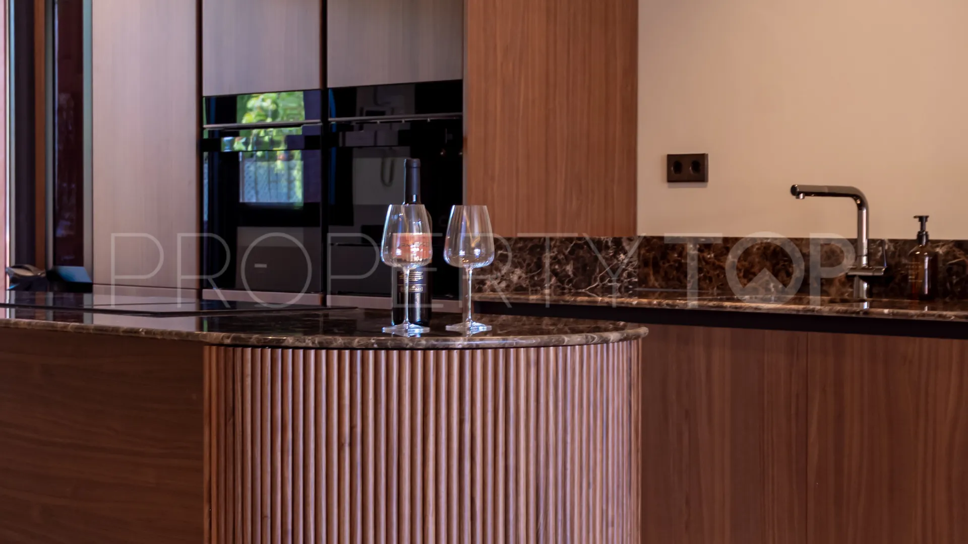 Altos de Puente Romano, adosado en venta de 4 dormitorios