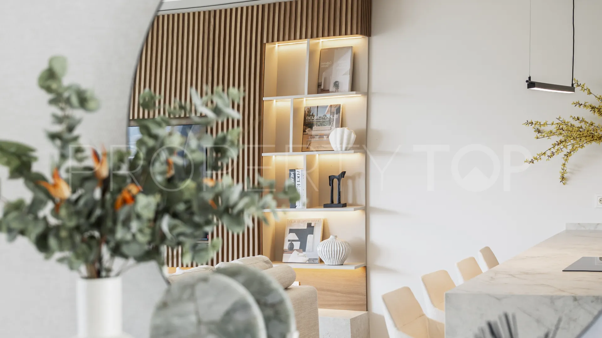 Aloha, apartamento a la venta de 2 dormitorios