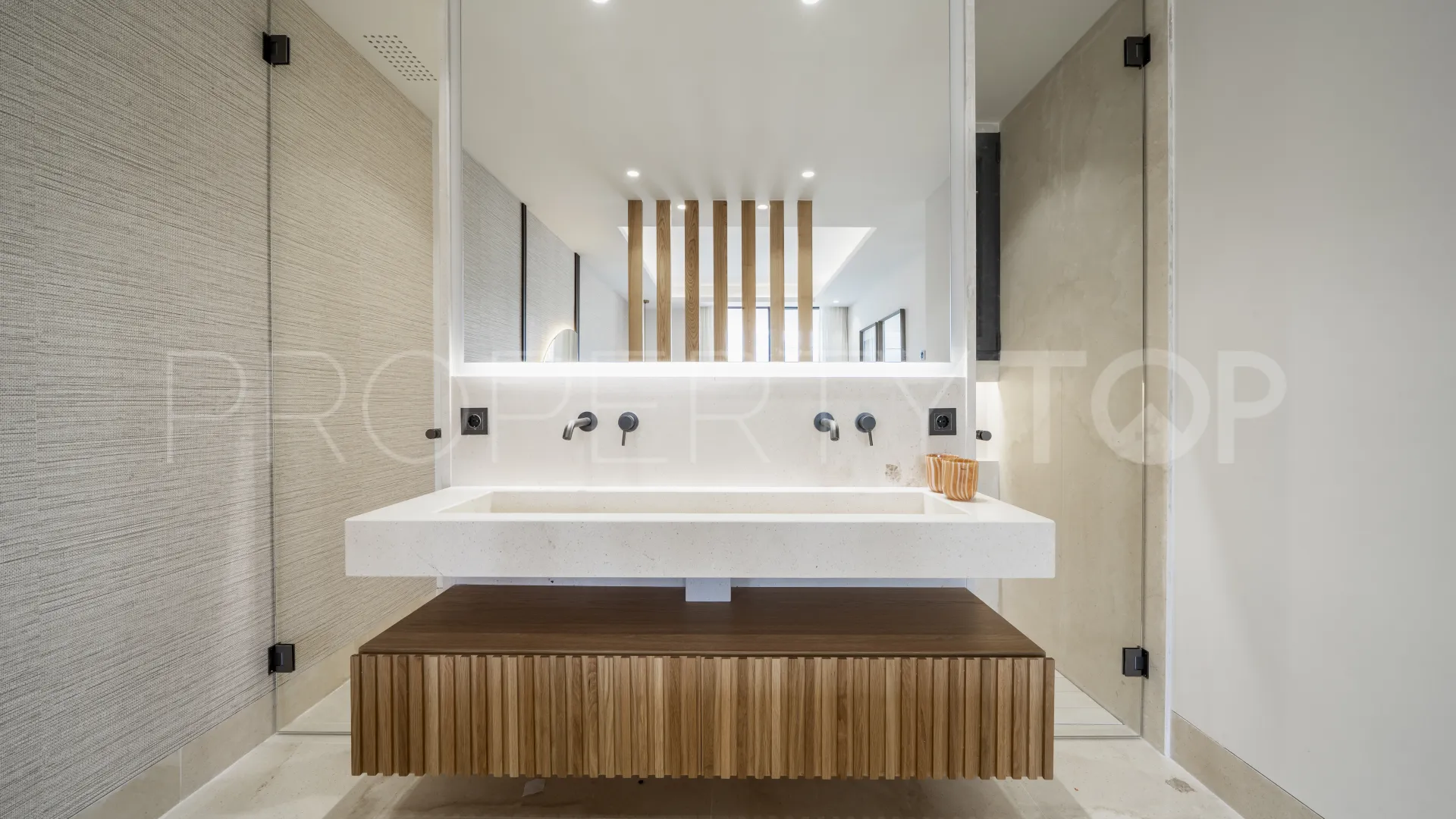 Aloha, apartamento a la venta de 2 dormitorios
