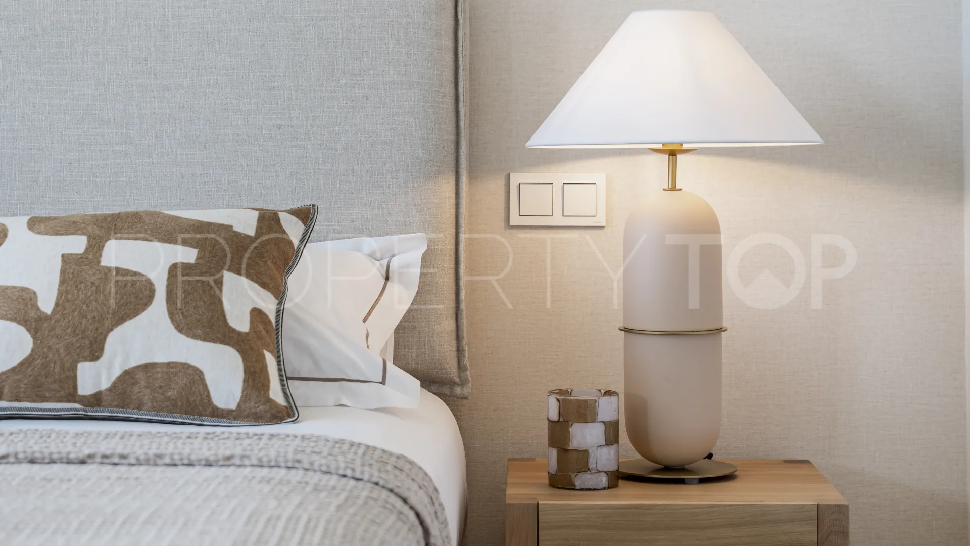 Aloha, apartamento a la venta de 2 dormitorios