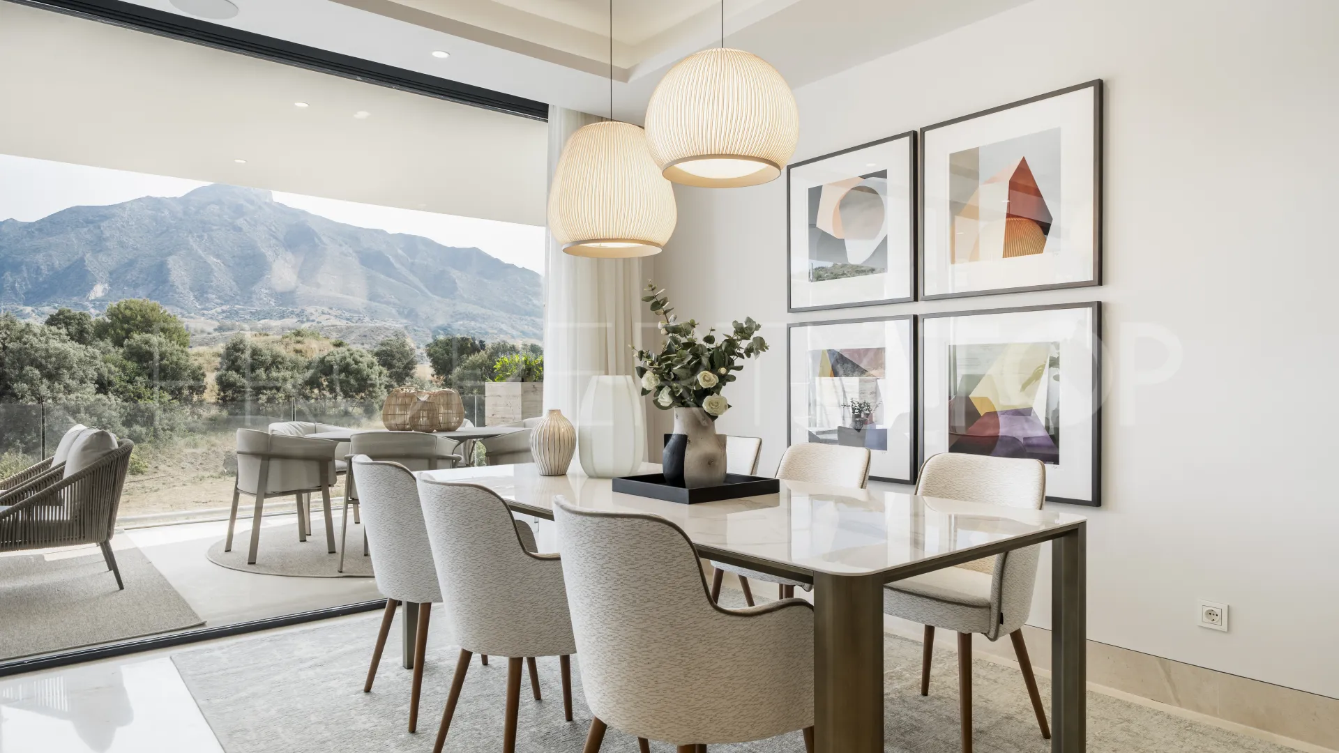 Aloha, apartamento a la venta de 2 dormitorios