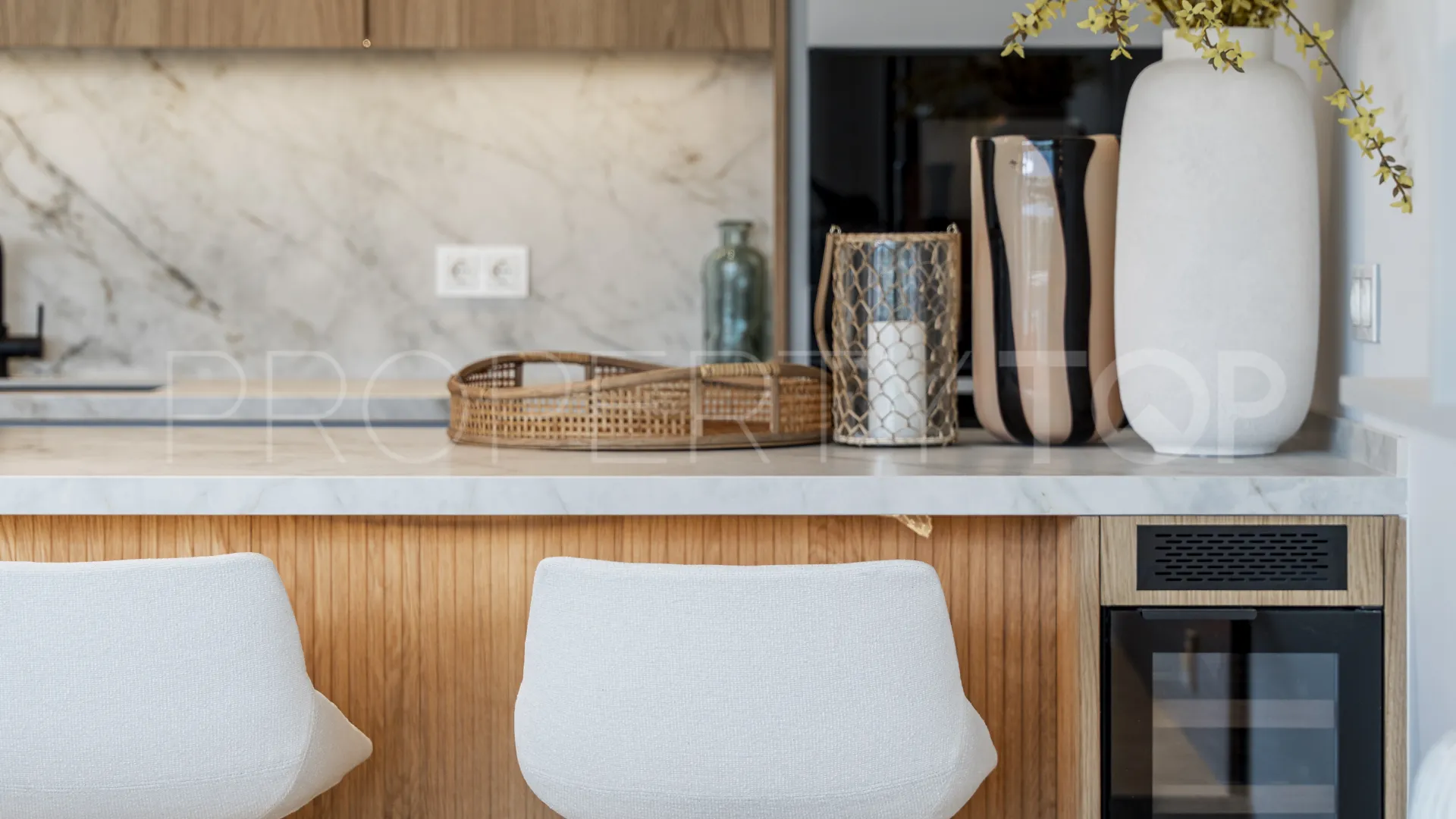 Aloha, apartamento a la venta de 2 dormitorios
