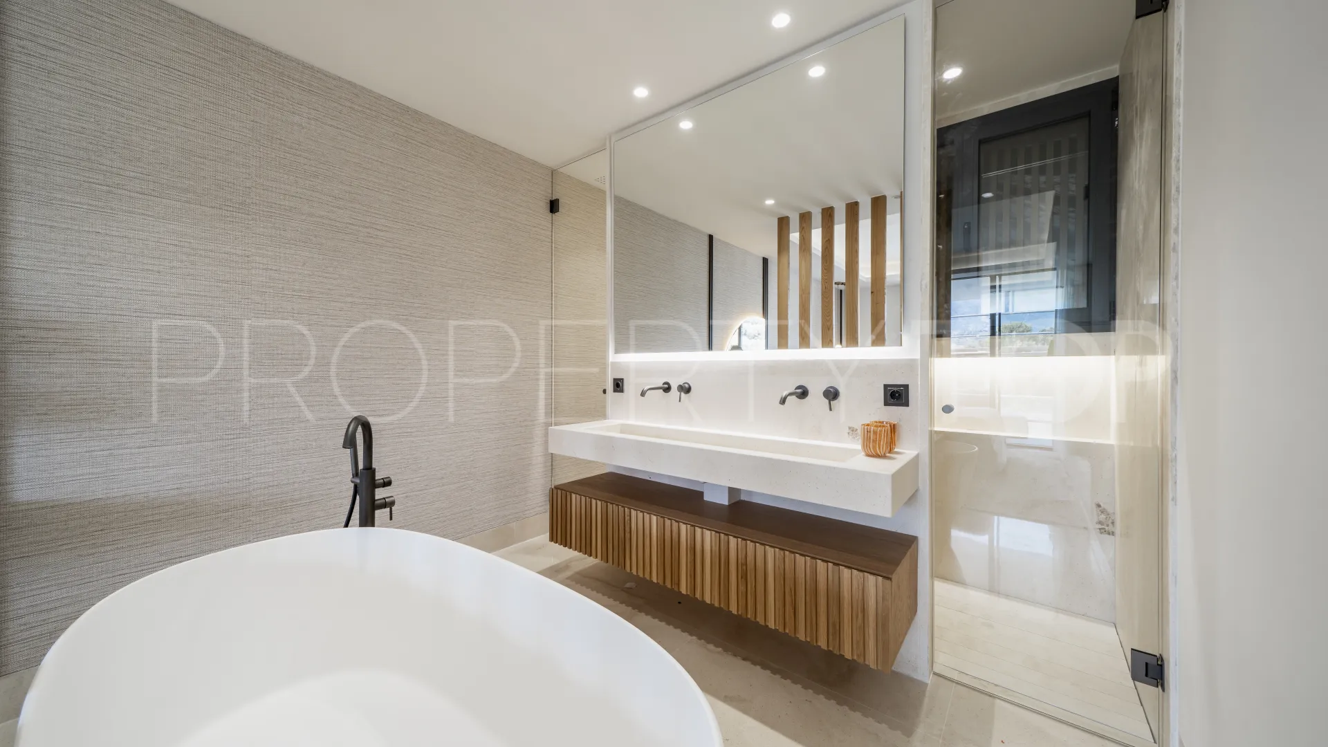 Aloha, apartamento a la venta de 2 dormitorios