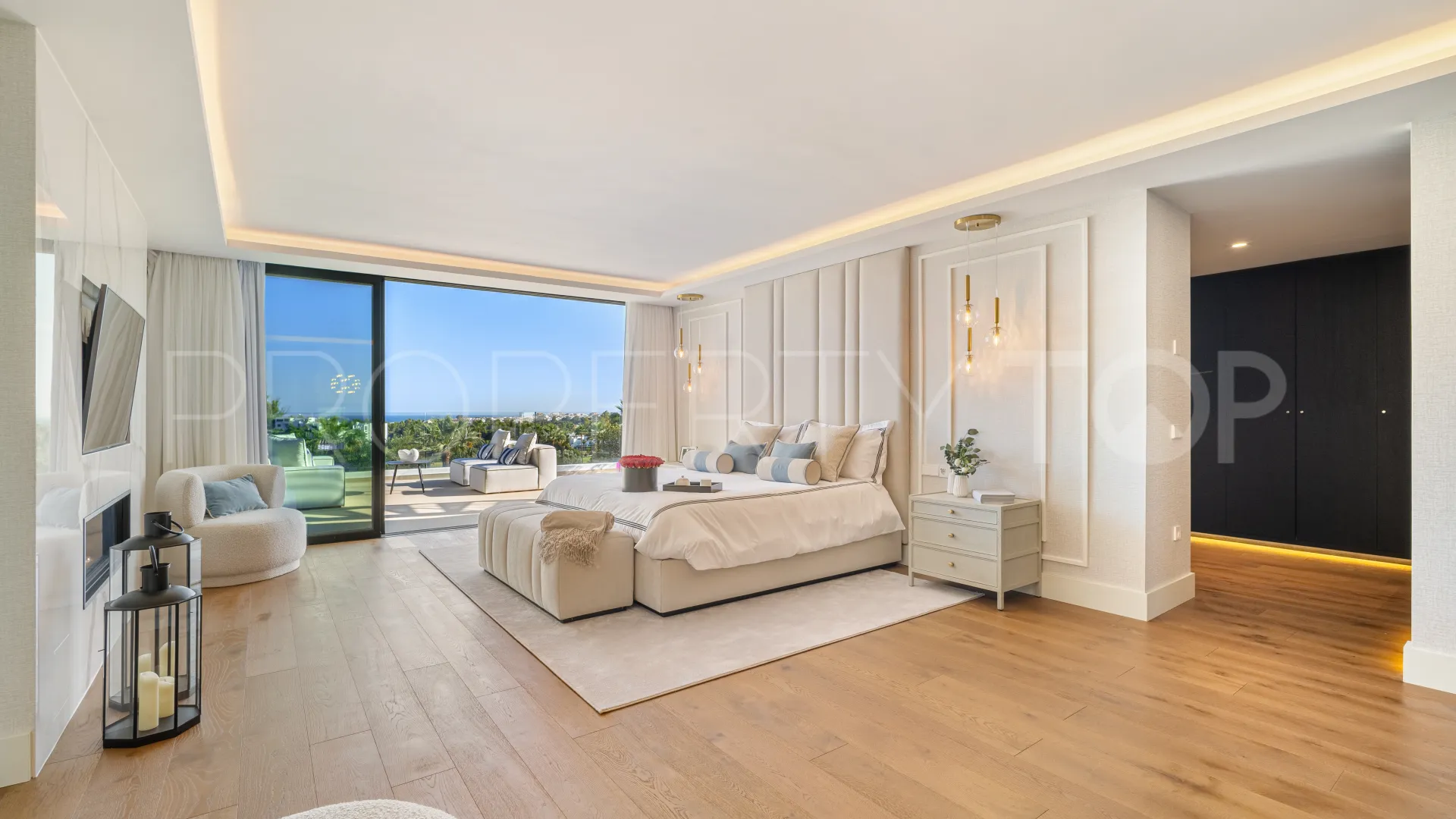For sale Nueva Andalucia villa with 6 bedrooms