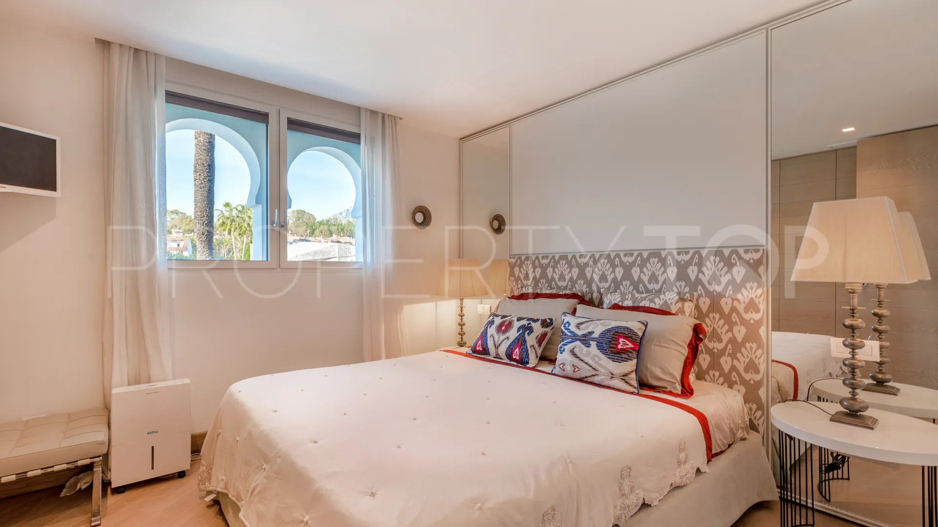 Penthouse with 3 bedrooms for sale in El Oasis Club